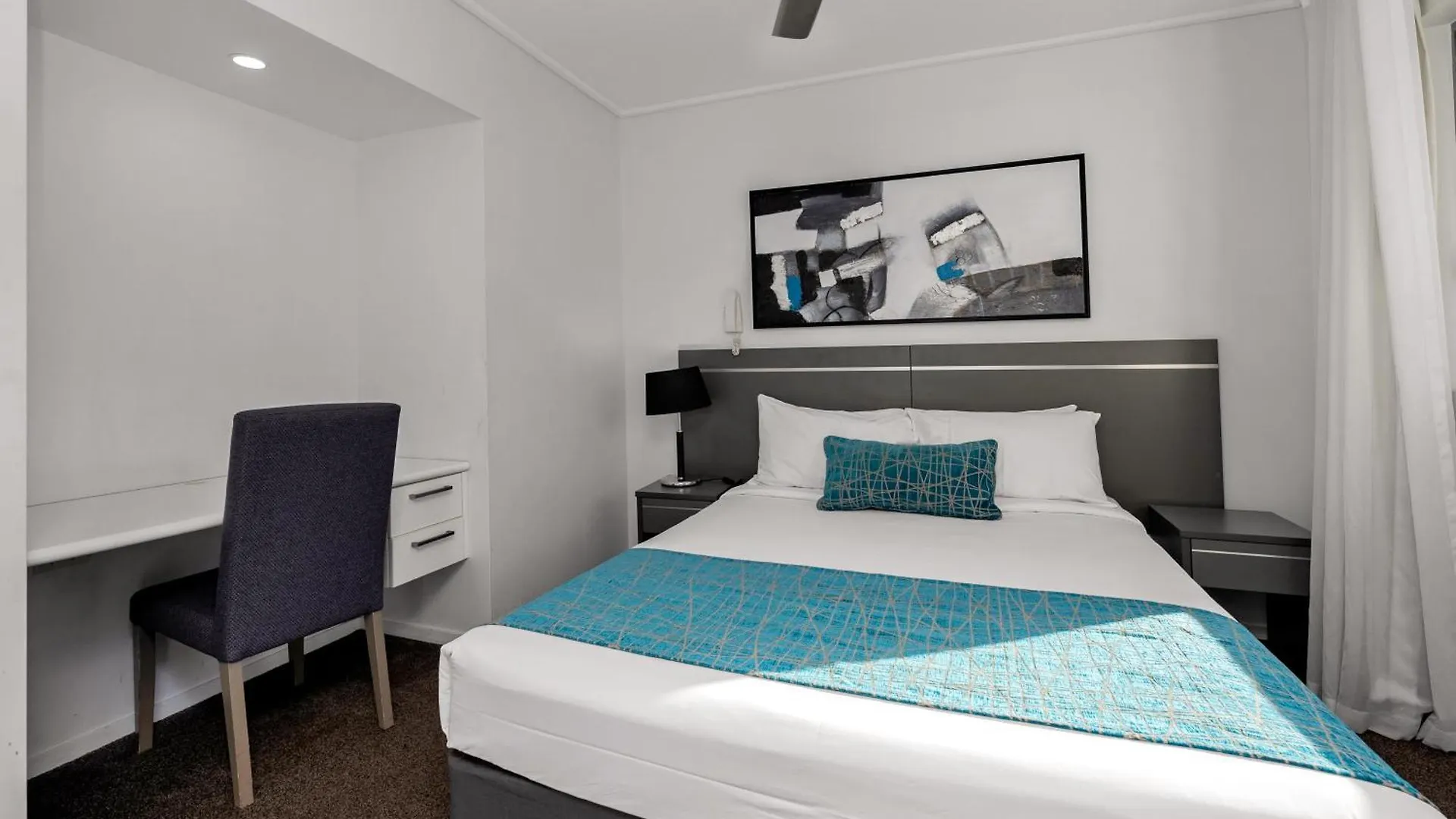 Aparthotel Central Kensington Apartments