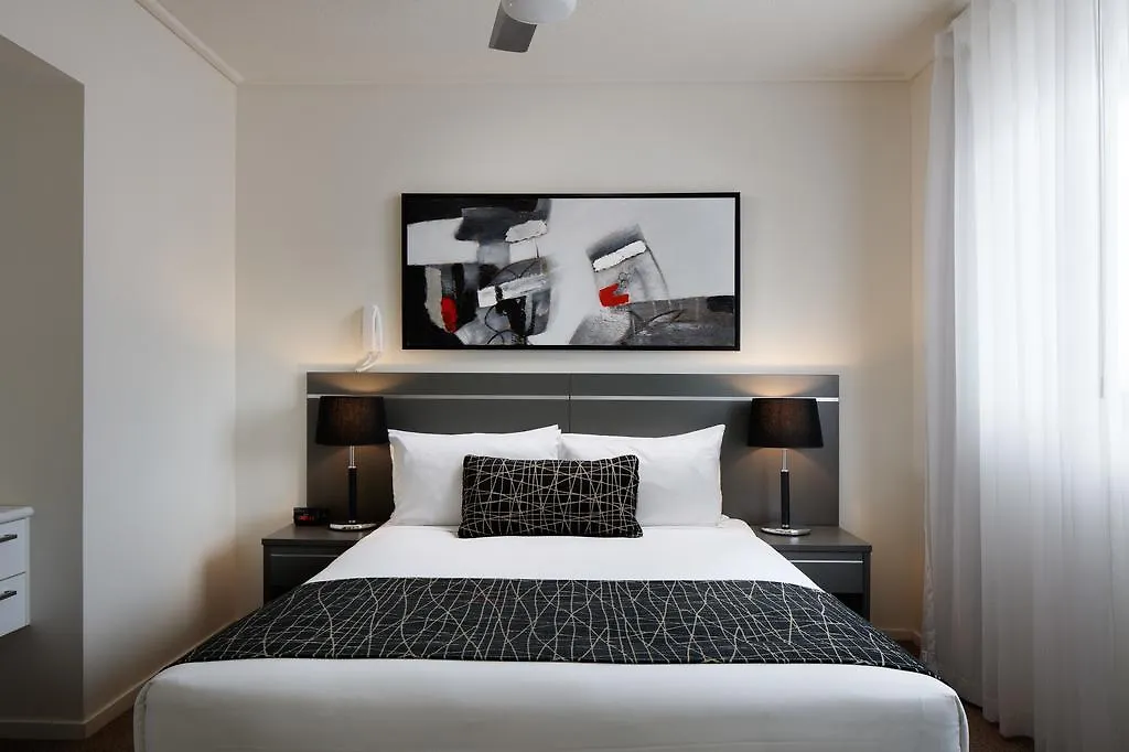 **** Aparthotel Central Kensington Apartments Australia